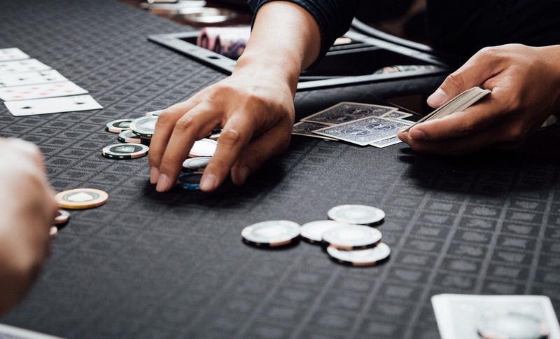 カジ旅のポーカーで使えるおすすめの攻略法は？